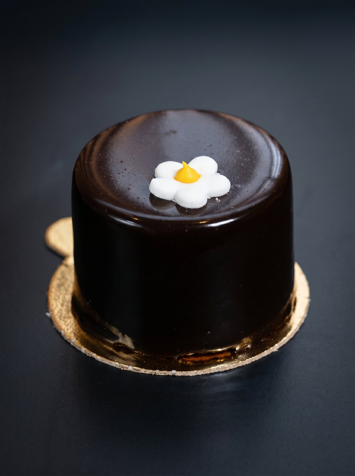 Velours Noir au chocolat de Madagascar &mdash; cr&eacute;ation signature Fanorona